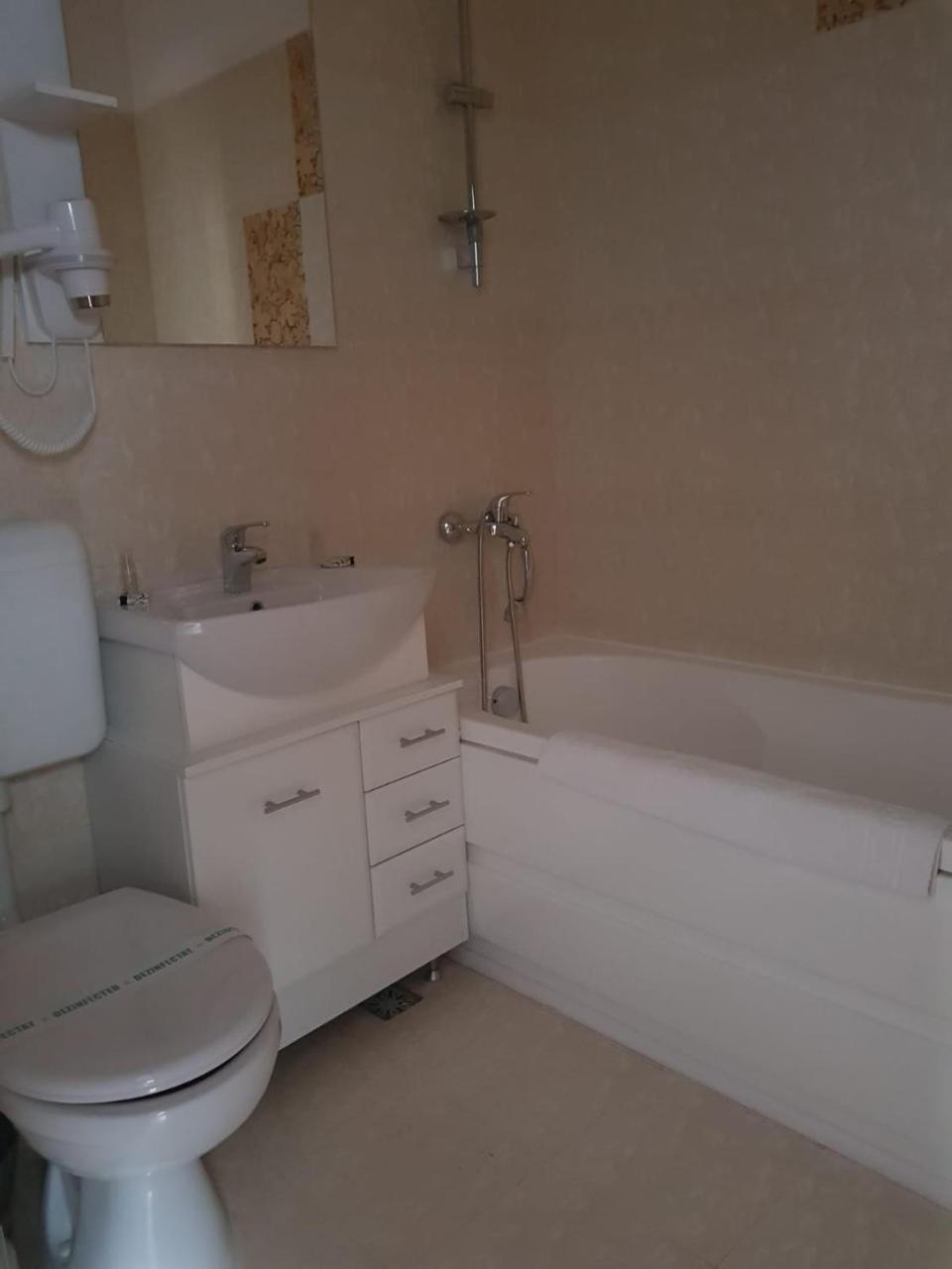 Nonna Mia Hotel Bucharest Luaran gambar