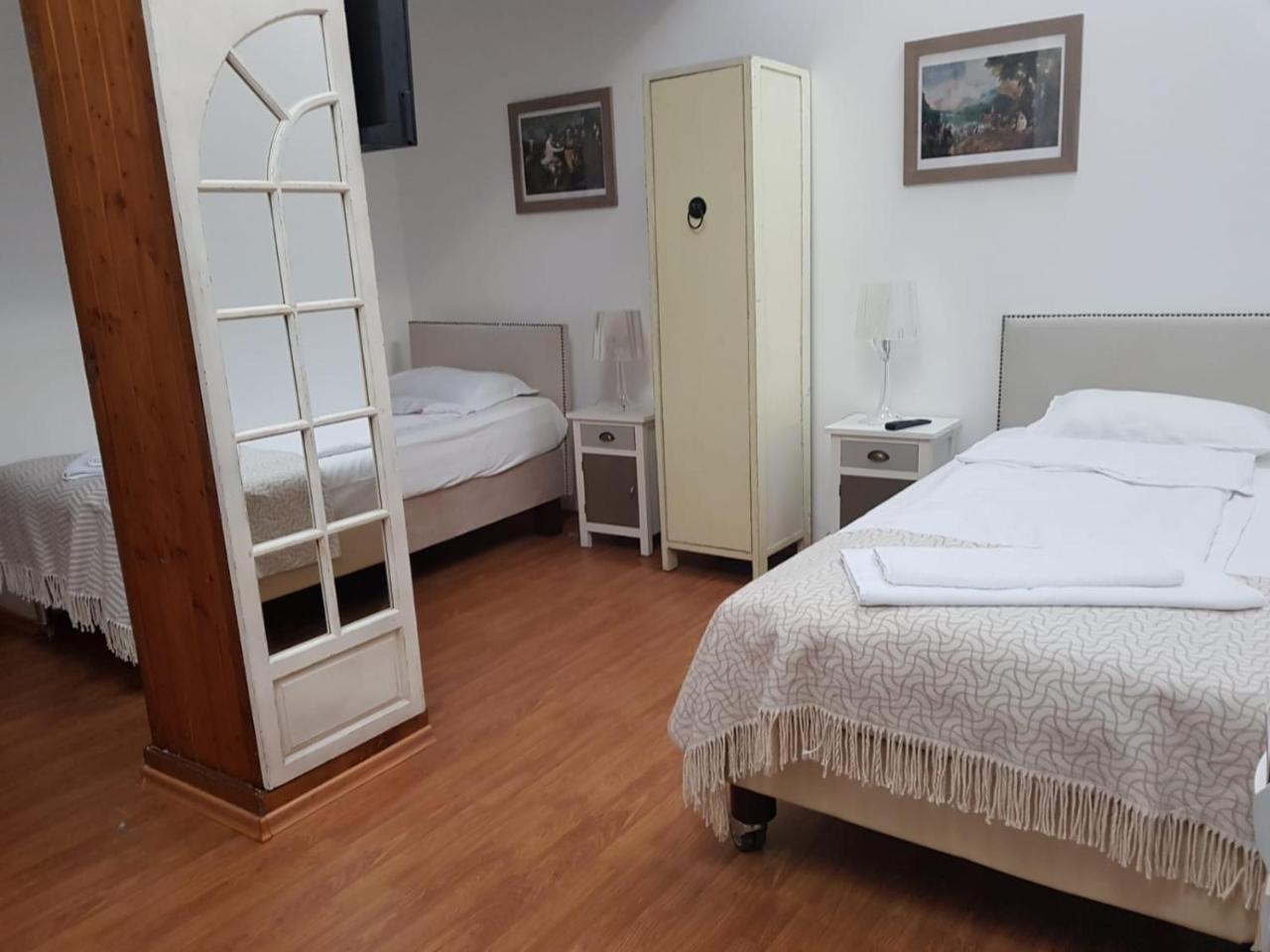 Nonna Mia Hotel Bucharest Luaran gambar